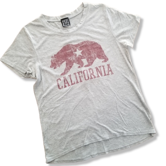 Modern Lux Tops - California Bear Tee Large Gray Graphic print